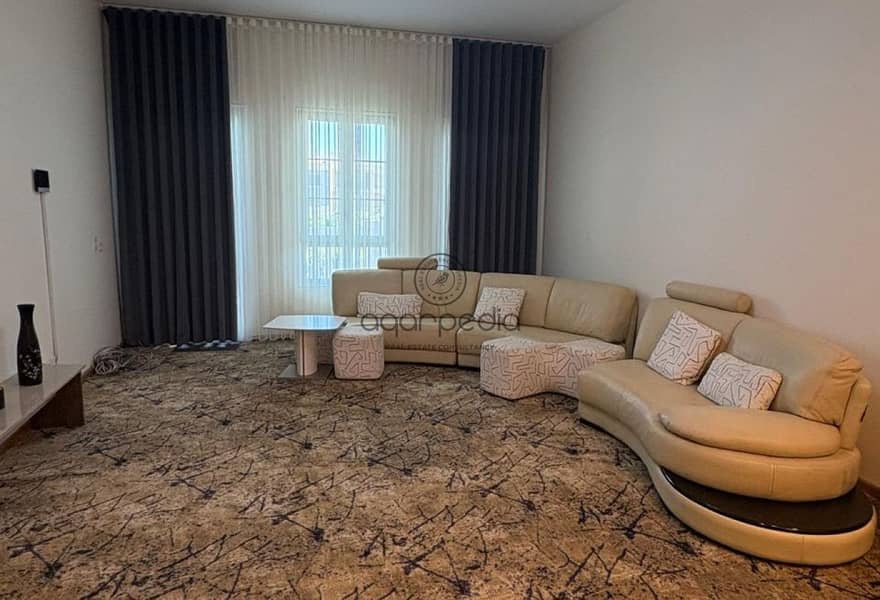 8 480dcd4f-cb7b-4f49-9bcd-cd3c113a3c5c. jpg