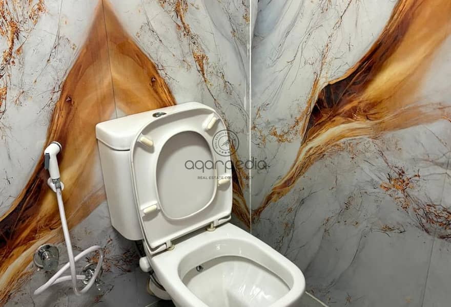 9 250095e4-8c3b-43bb-8099-d4d353cab20a. jpg