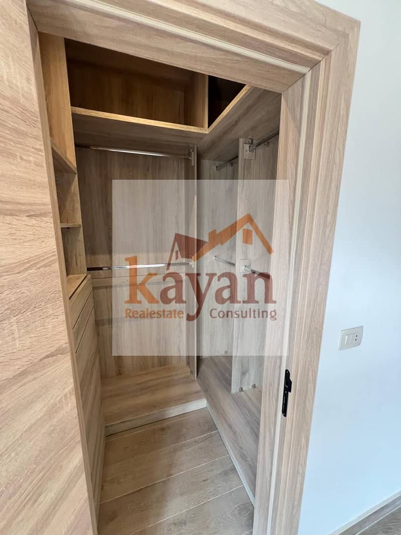 10 WhatsApp Image 2025-11-23 at 07.47. 30_7e0850bb. jpg