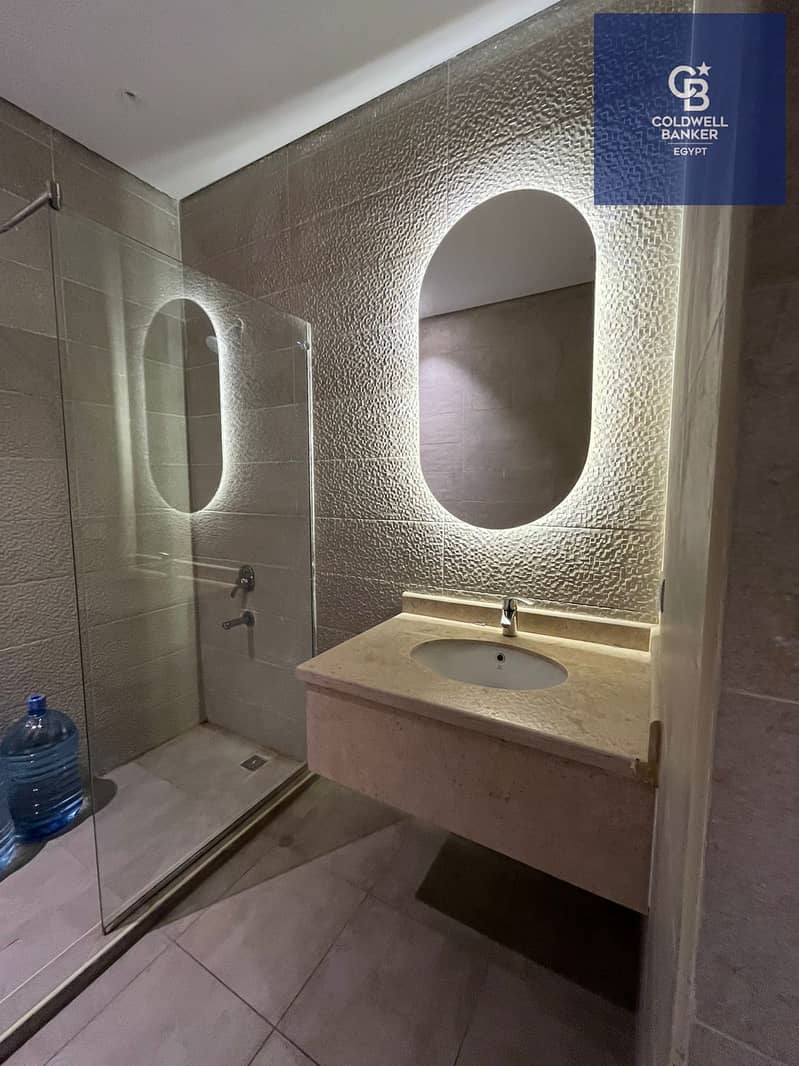 8 915cb228-1f99-4749-a454-bdd9f5f24849. jpeg