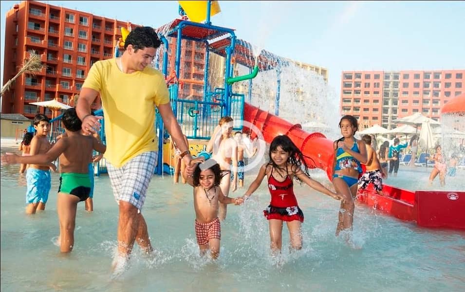 7 648d7c24-60f7-4b32-90cd-2225c95e18b0. jpeg