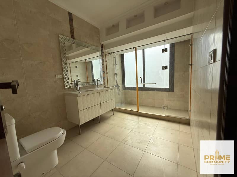 2 WhatsApp Image 2025-11-24 at 18.25. 39_88f4857b. jpg