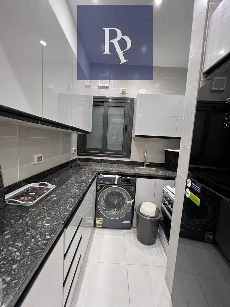 2 692735048268a. jpg