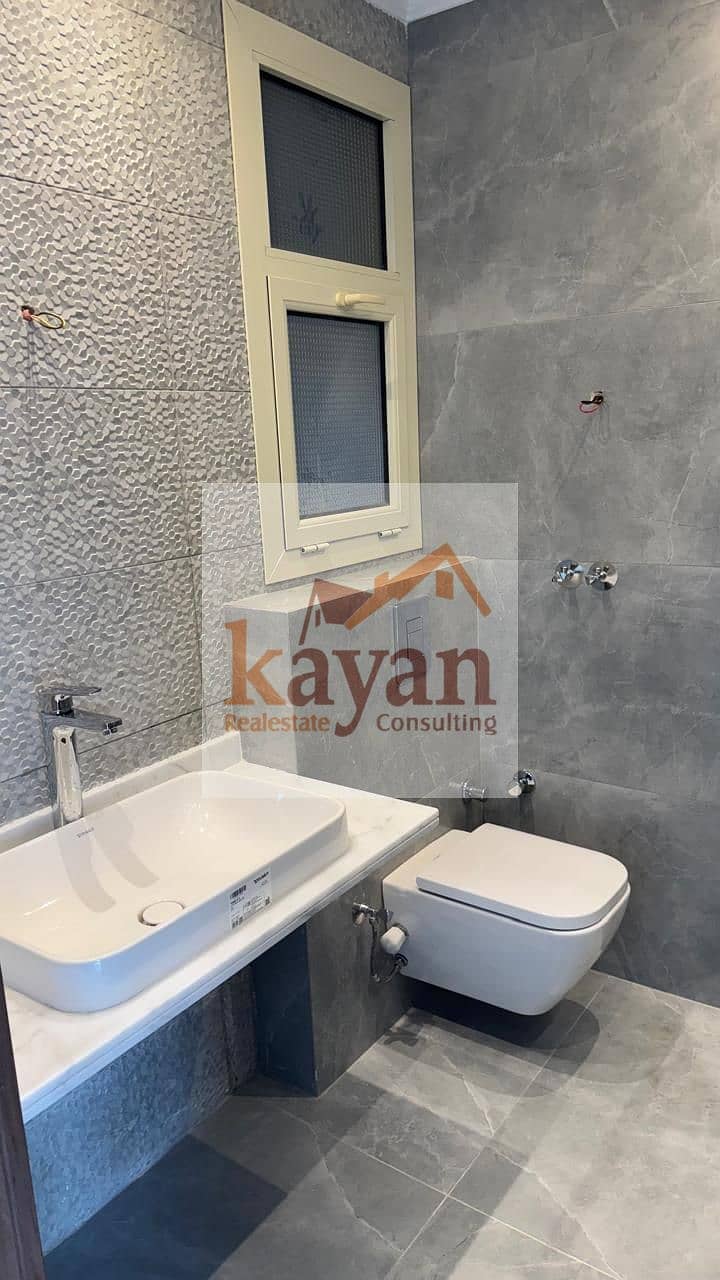 10 WhatsApp Image 2025-11-16 at 13.38. 36_7b70da6f. jpg