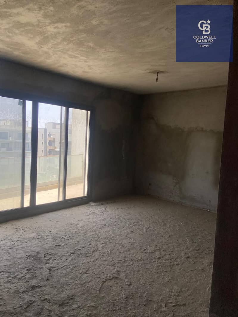 5 WhatsApp Image 2025-11-25 at 16.49. 42_b34cda94. jpg