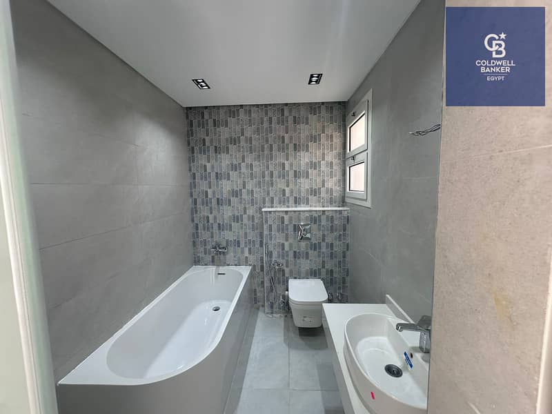 8 WhatsApp Image 2025-11-25 at 18.40. 18_b18e823a. jpg