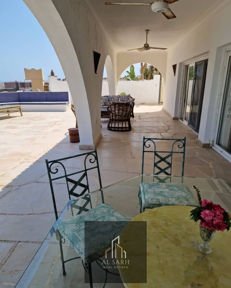 11 a2fccff9-6a7d-4be9-82a9-f41a379cc639. jpeg