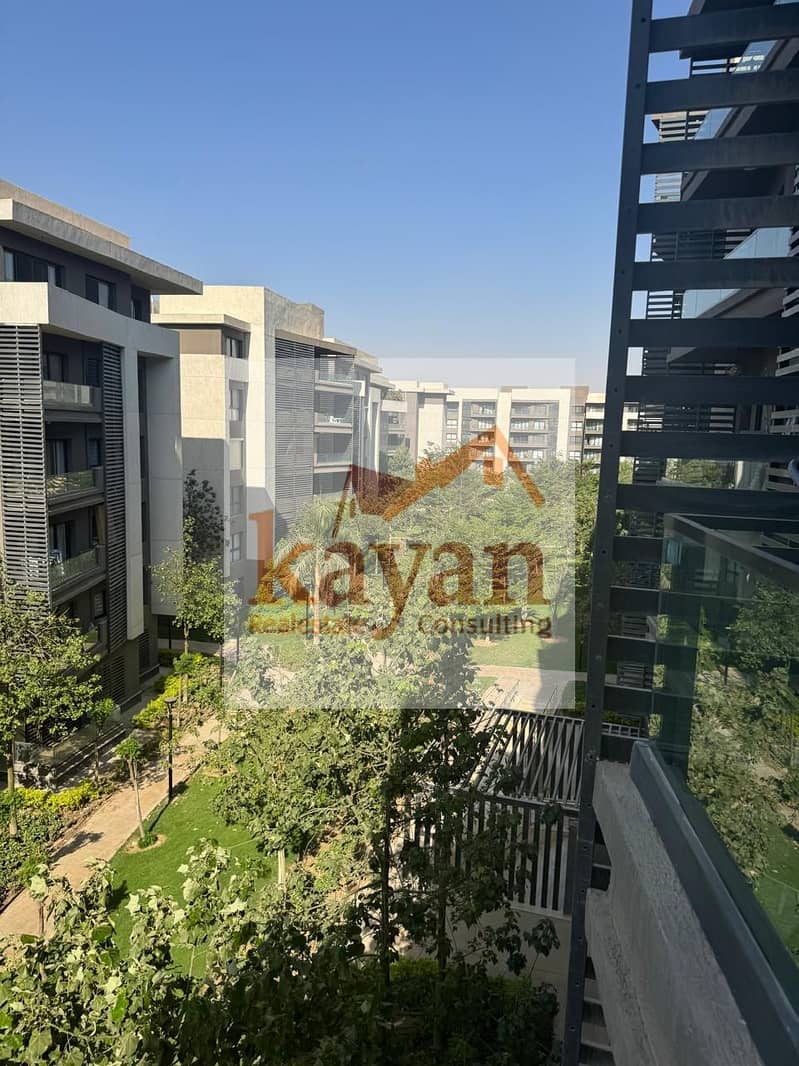 4 WhatsApp Image 2025-11-16 at 11.44. 51_2a19fe8d. jpg