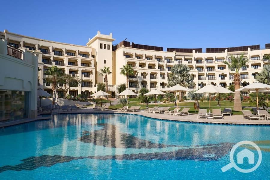 5 587110371_2238880279957833_17523615927925352_n. jpg