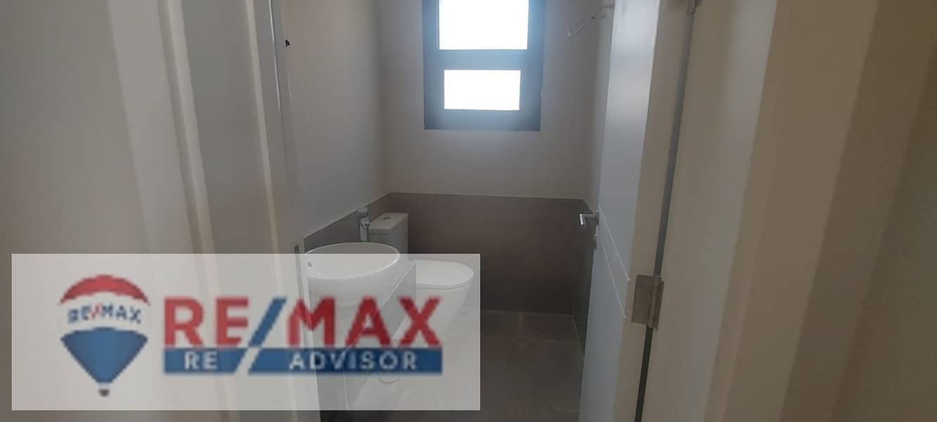 5 WhatsApp Image 2025-04-09 at 5.12. 15 PM. jpeg