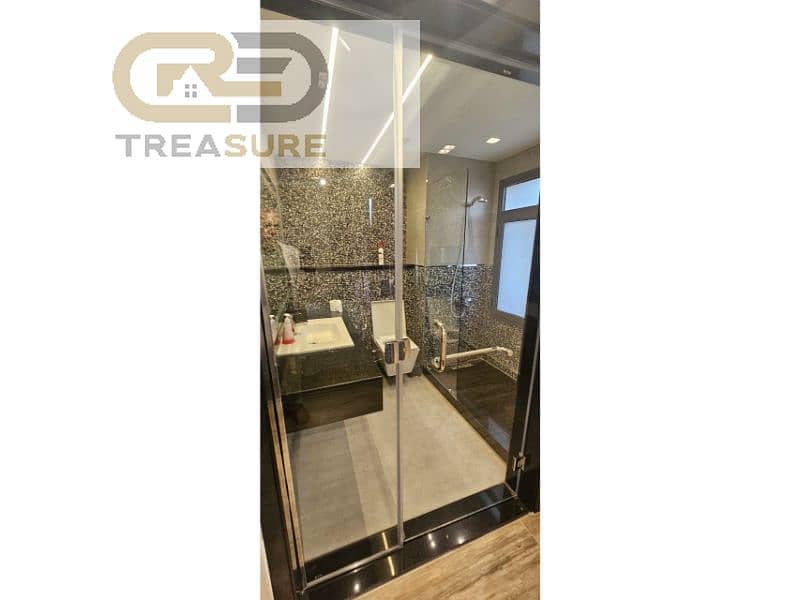 7 WhatsApp Image 2025-08-10 at 1.20. 37 PM (1). jpg