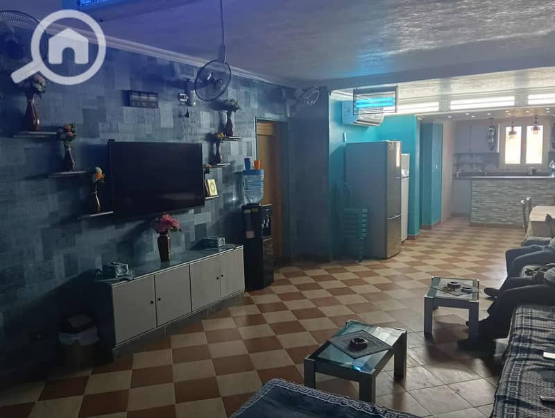 5 8ad1ddb5-cc8d-4571-aaa1-b6bb8b63ee85. jpg