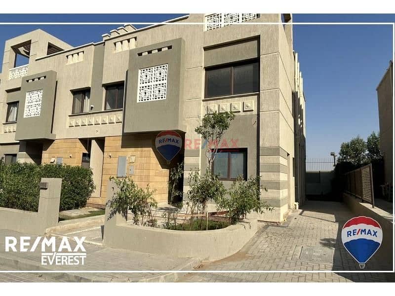 f8c6490e-b83e-4050-b205-ba28bd5466b4. jpg