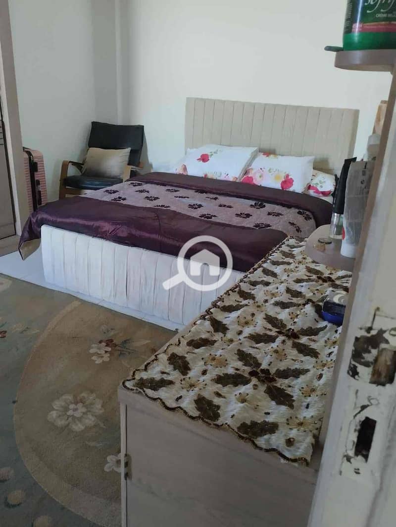 6 47085f0d-3974-4cf6-8f5f-cbb5debef6f8. jpg