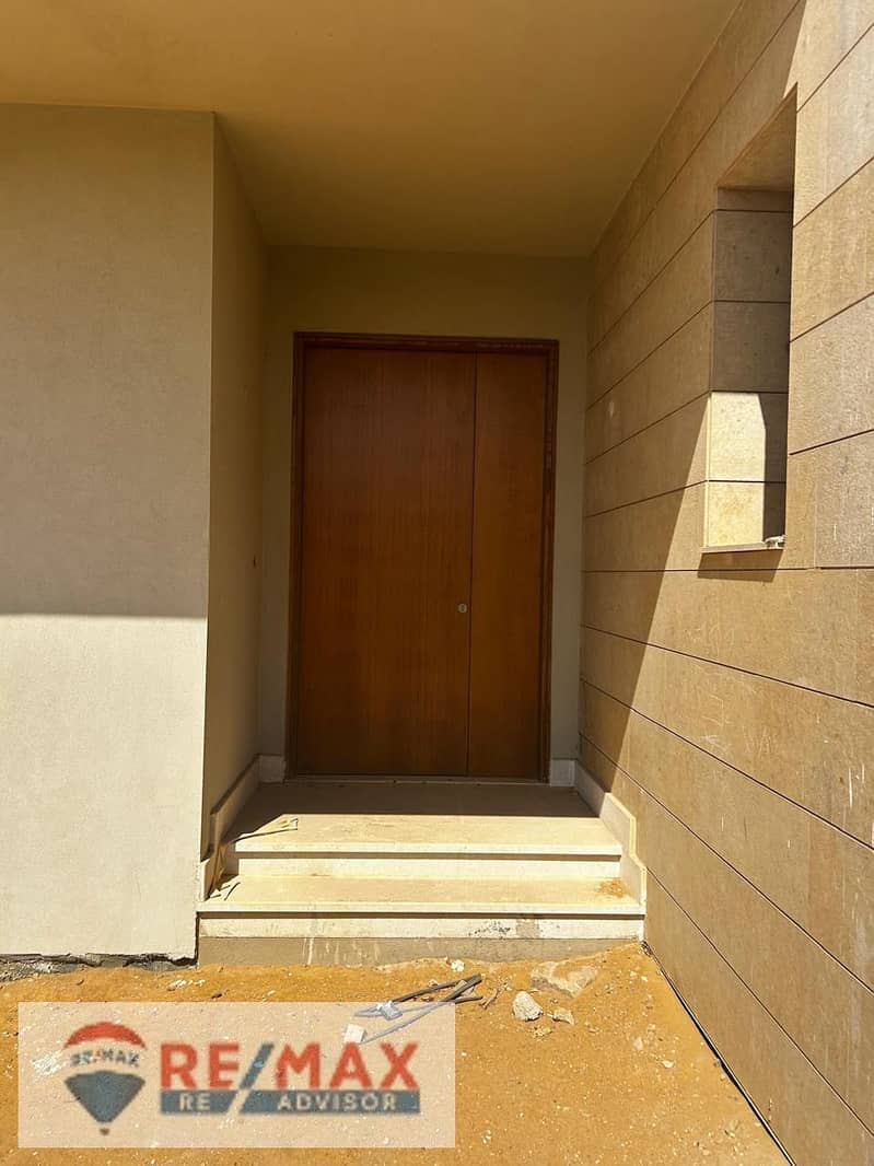 2 WhatsApp Image 2025-10-04 at 3.35. 30 PM. jpeg