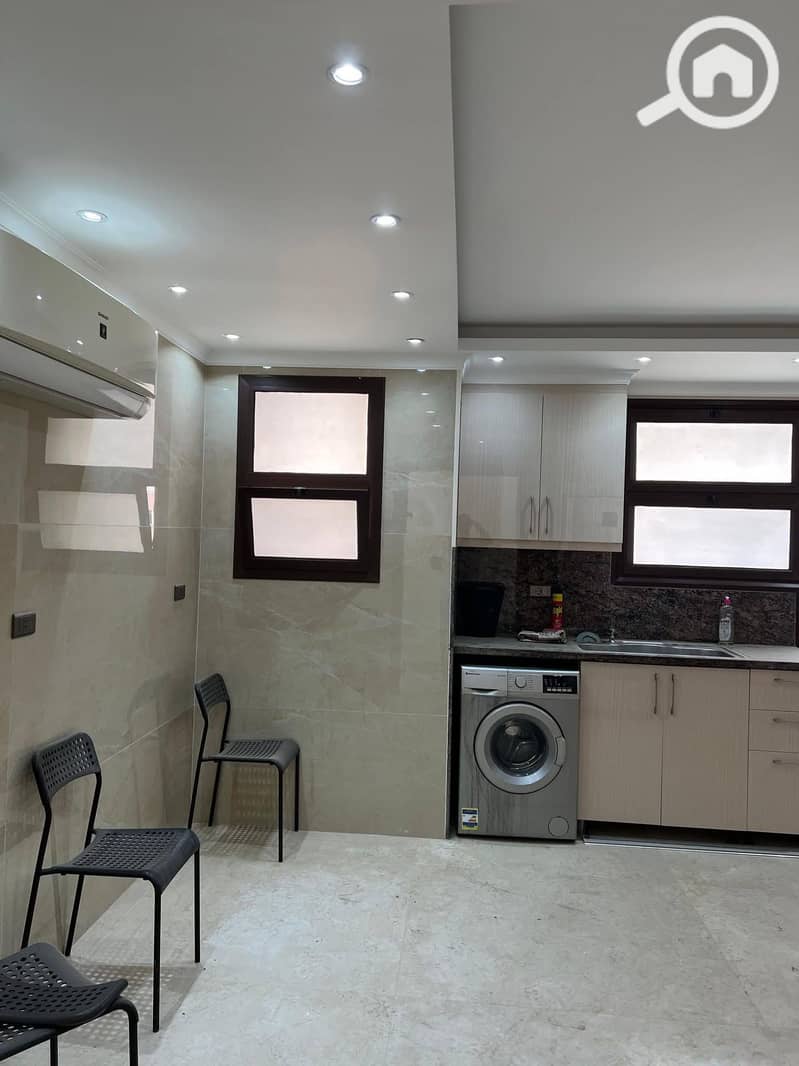 8 590438259_1490850073043564_6999450597808132738_n. jpg