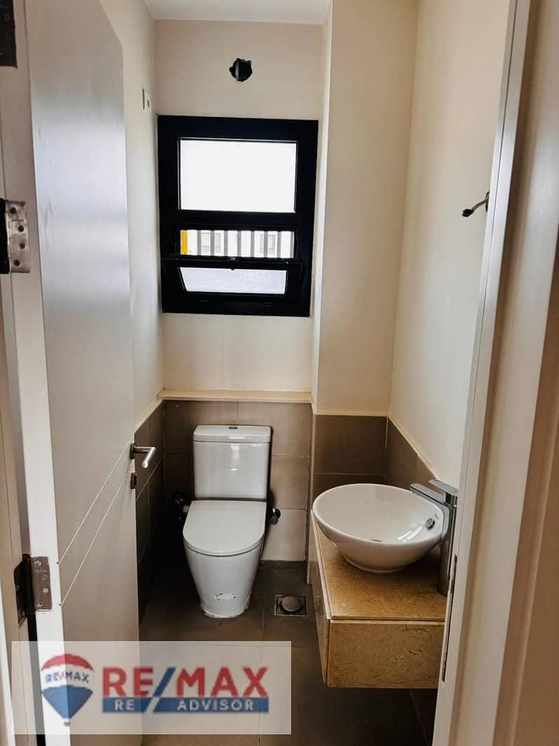 7 WhatsApp Image 2025-10-04 at 2.30. 20 PM (1). jpeg