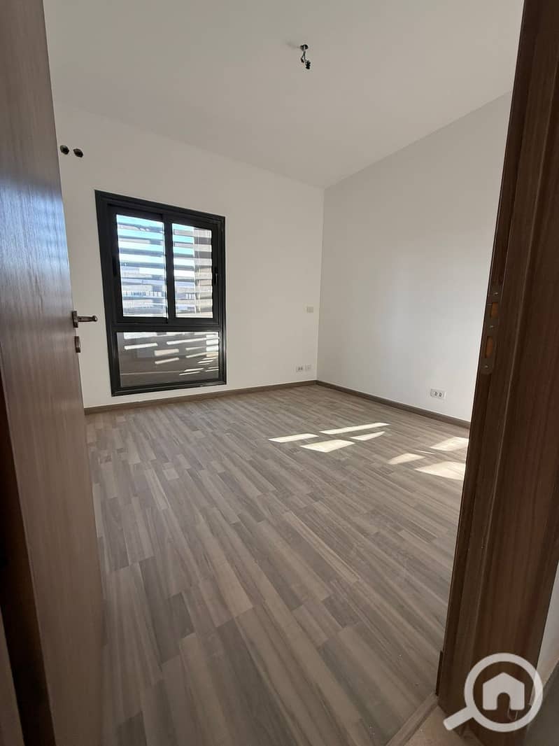 2 WhatsApp Image 2025-11-26 at 3.22. 49 PM (3). jpeg