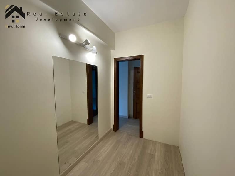 12 WhatsApp Image 2025-09-22 at 14.46. 46_377bc40e. jpg