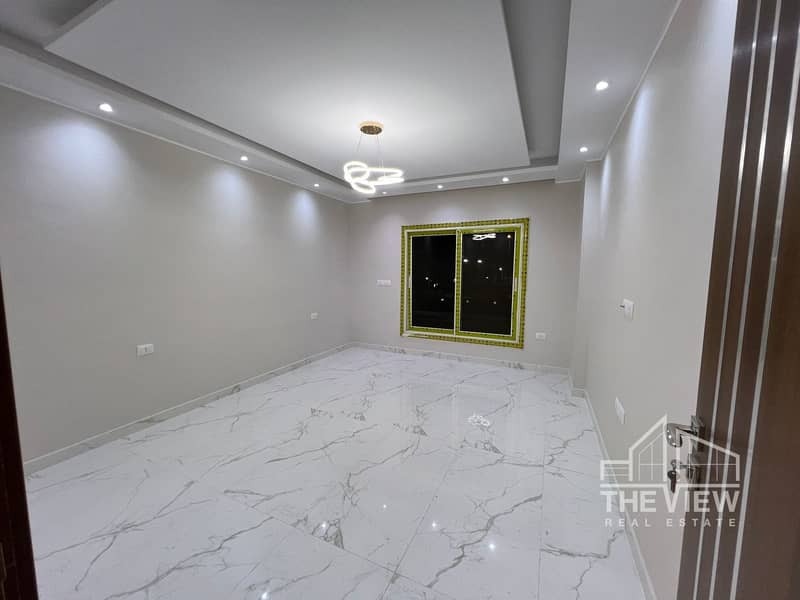 4 WhatsApp Image 2025-11-26 at 21.26. 34_7c05b958. jpg