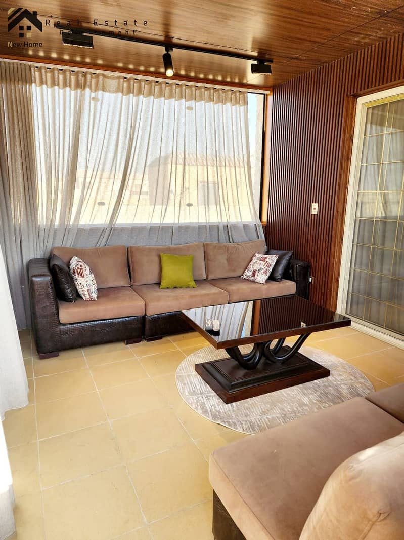 27 c70c7427-244d-4e71-9e10-cbd712d527e1. jpeg