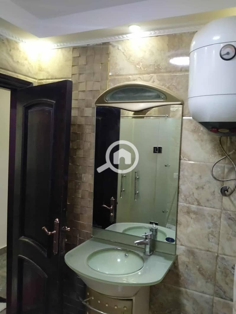 4 WhatsApp Image 2025-10-28 at 23.38. 22 (1). jpeg