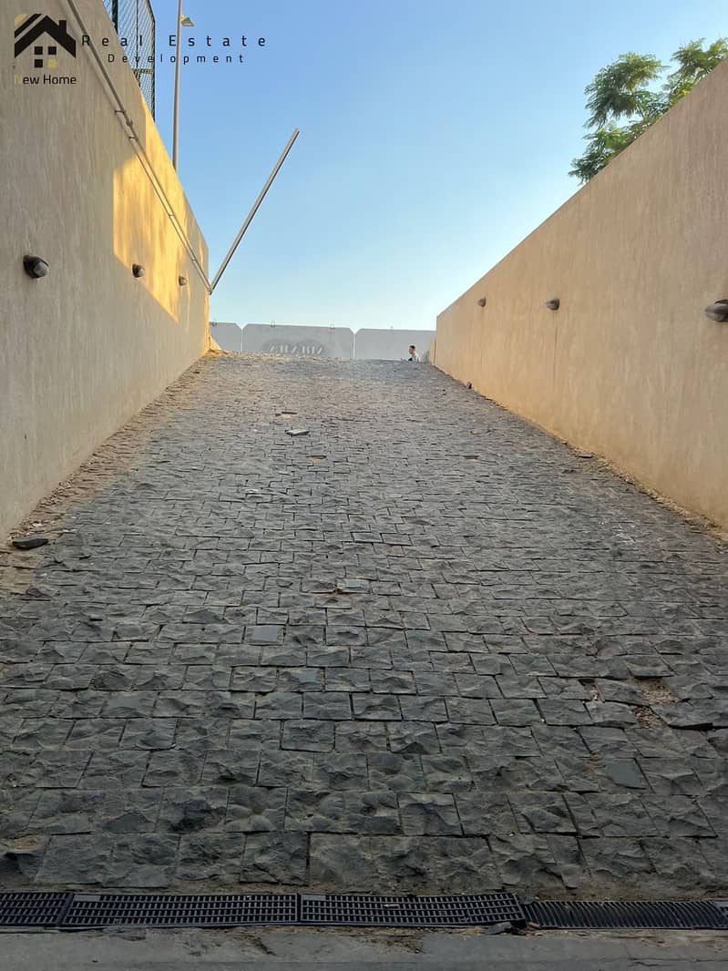 6 53dac927-c467-4d21-b845-8054284e87d9. jpeg