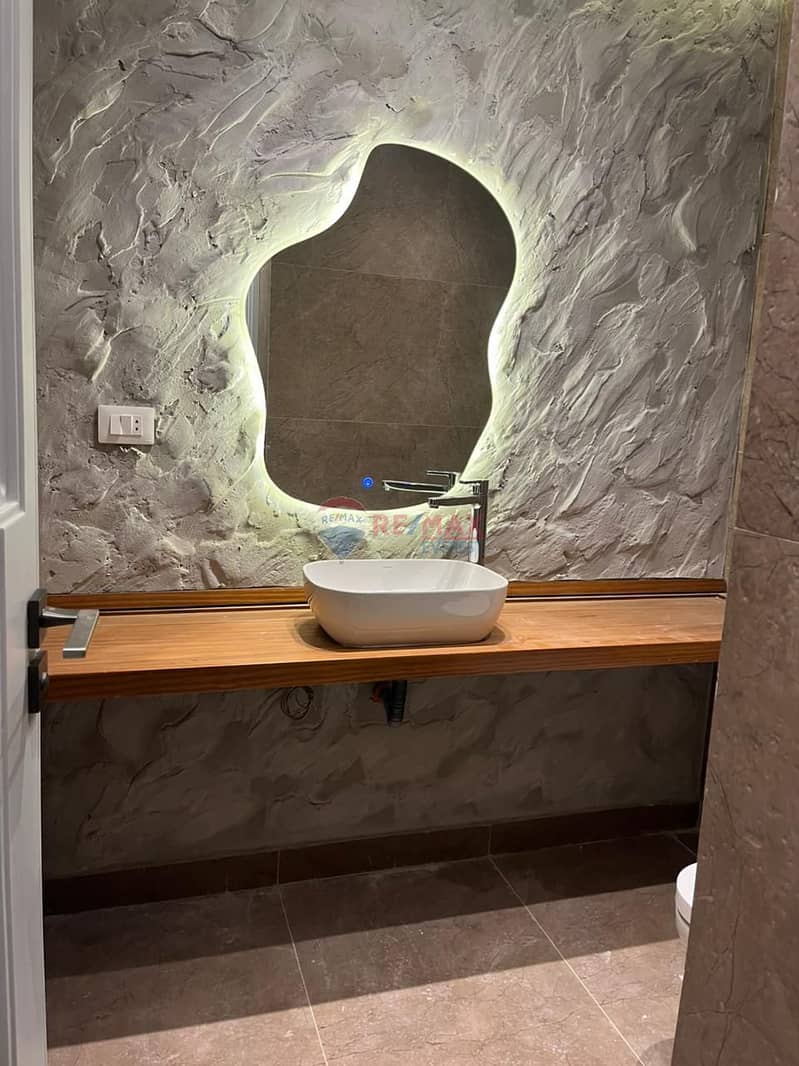 8 WhatsApp Image 2025-11-24 at 1.21. 43 PM. jpeg