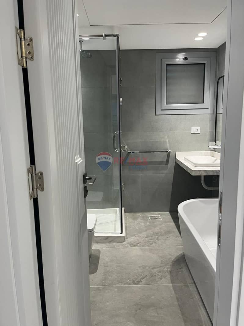 9 WhatsApp Image 2025-11-24 at 1.21. 44 PM (1). jpeg