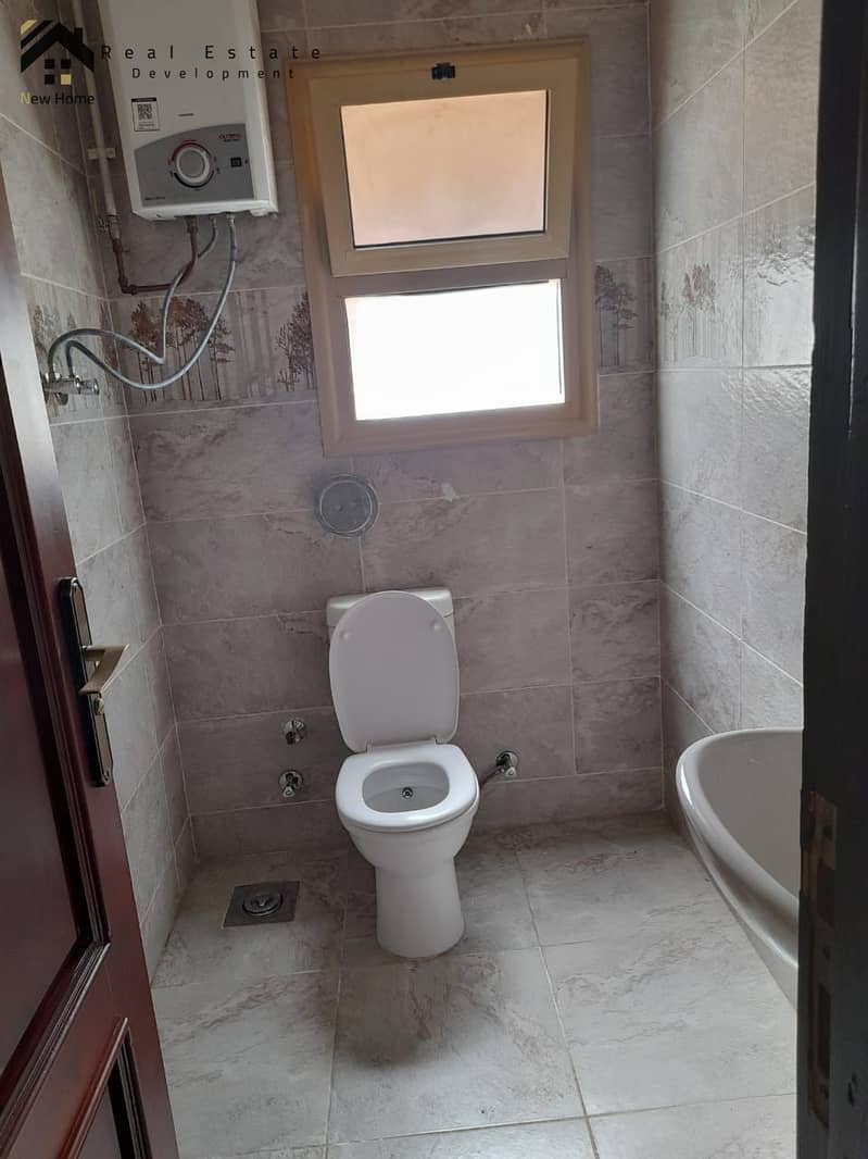 11 WhatsApp Image 2025-09-29 at 13.17. 05_8f155f94. jpg