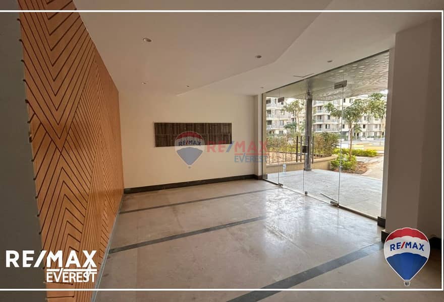 2 0230a43c-d2d1-4e35-b351-317462f6c23e. jpg