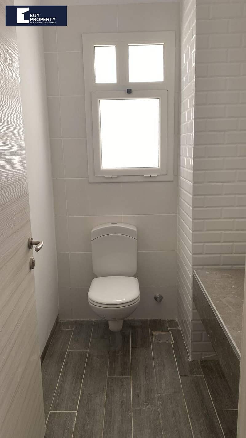 5 _files_WhatsApp Image 2024-08-17 at 7.12. 21 PM (3). jpeg