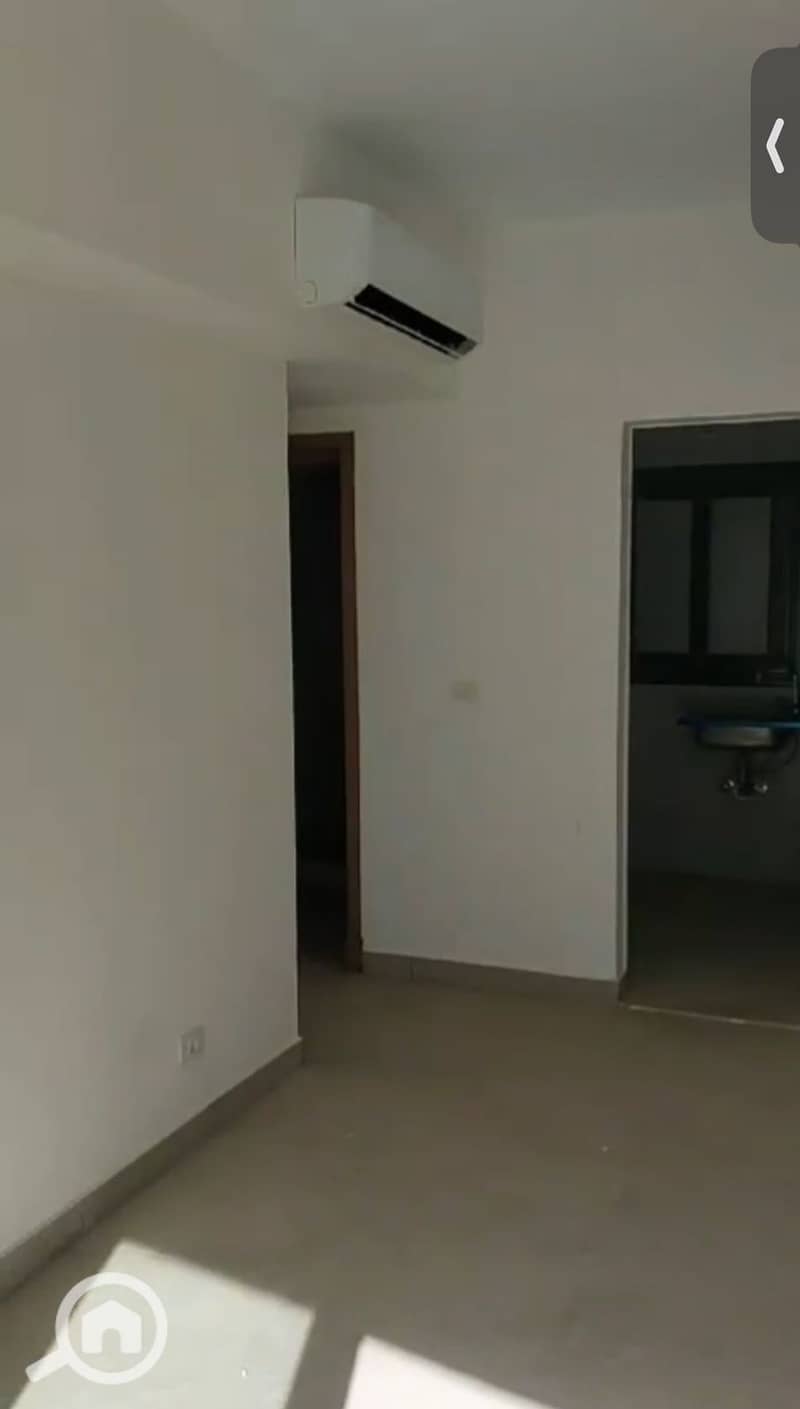 6 WhatsApp Image 2025-11-26 at 10.29. 55 PM (3). jpeg