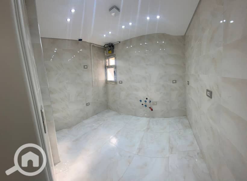 6 WhatsApp Image 2025-11-25 at 10.48. 49 AM (2). jpeg