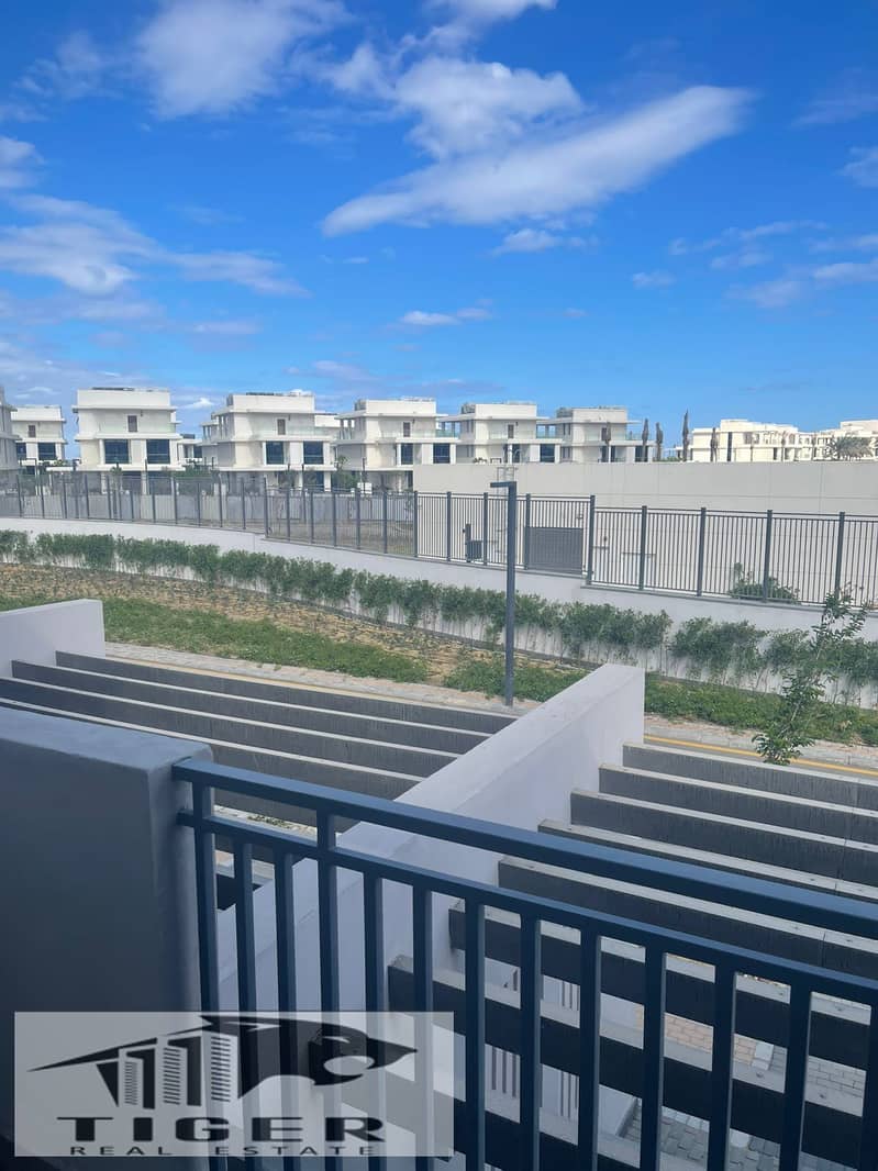 2 WhatsApp Image 2025-11-26 at 10.43. 56 PM. jpeg