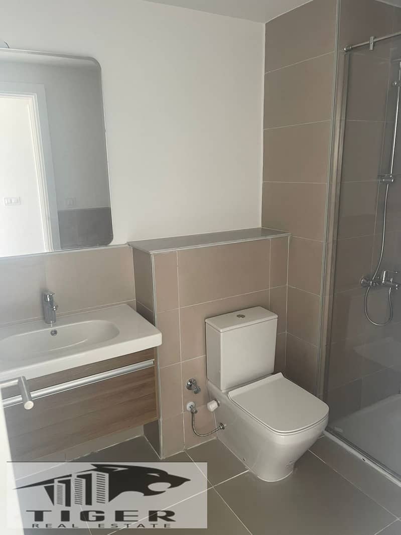 4 WhatsApp Image 2025-11-26 at 10.44. 34 PM (1). jpeg