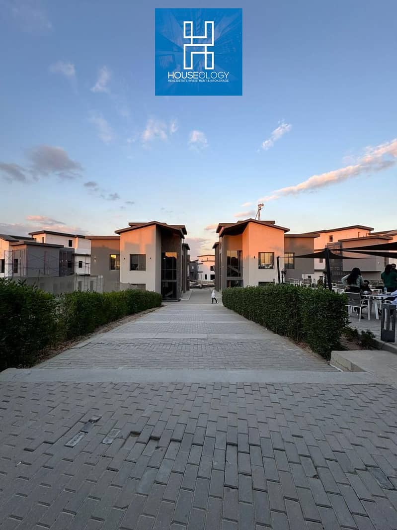 10 WhatsApp Image 2025-09-10 at 16.37. 57 (4). jpeg