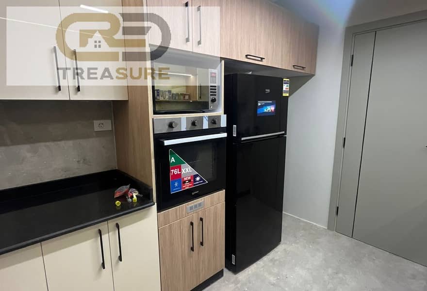 7 babc9525-a12a-4203-a97c-15c68498de7b. jpg