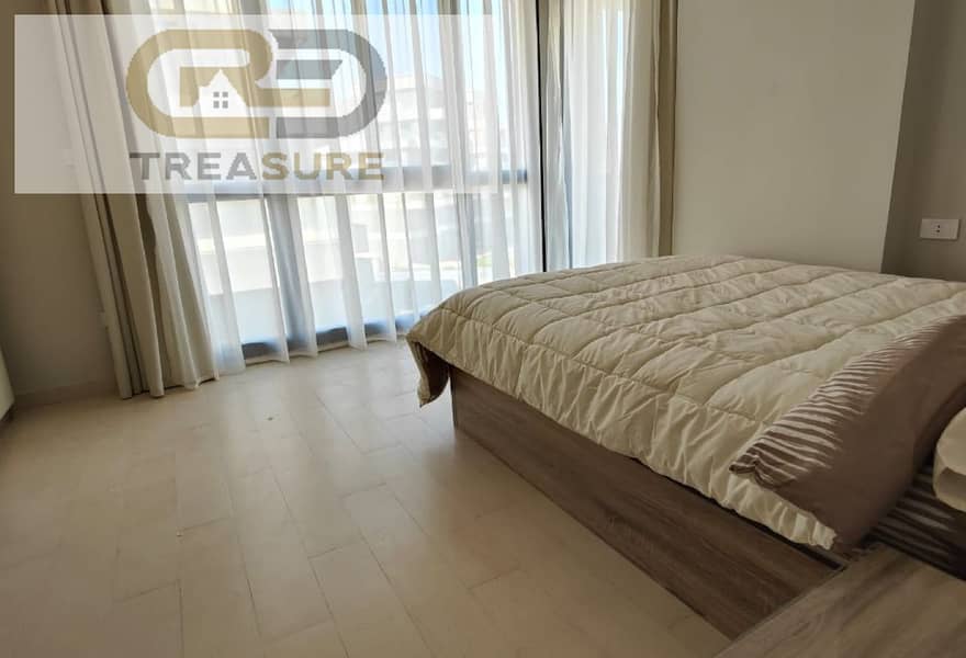 22 e7b9909c-9c38-4c35-9f37-ac1aa8ebfd38. jpg