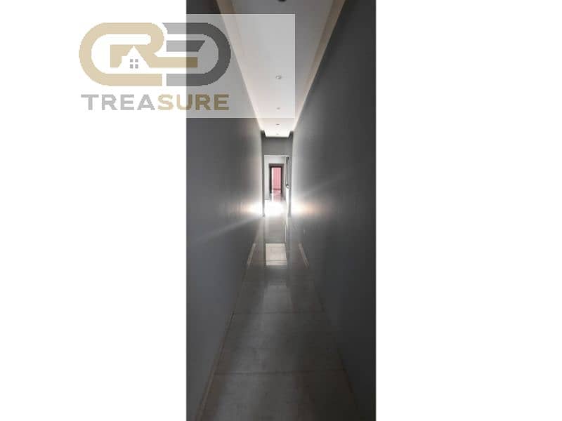 5 WhatsApp Image 2025-09-07 at 12.08. 54 PM. jpg