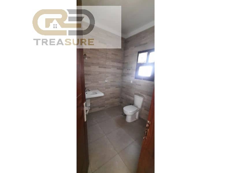 16 WhatsApp Image 2025-09-07 at 12.09. 01 PM. jpg