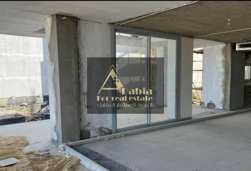 10 5f7da614-a972-4831-8937-f5c0e1b5c7a1. jpg