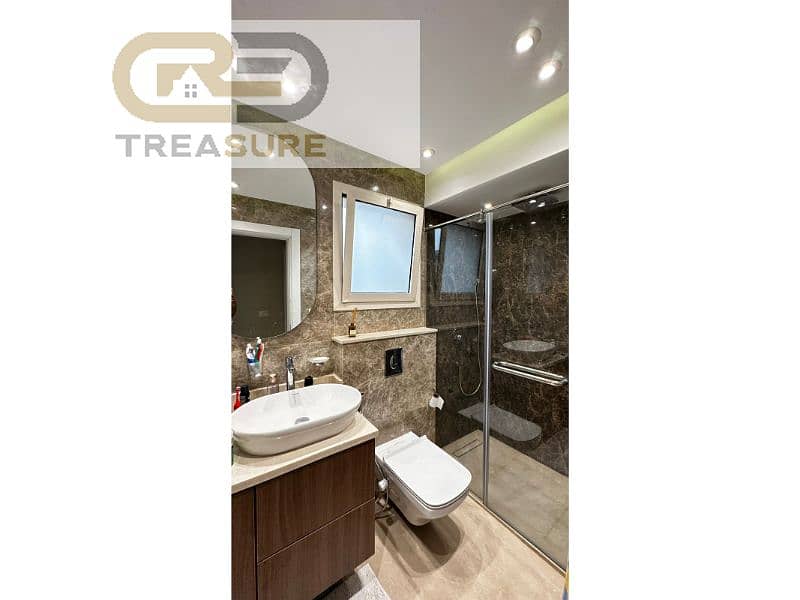 10 WhatsApp Image 2025-09-03 at 4.38. 22 PM (1). jpg