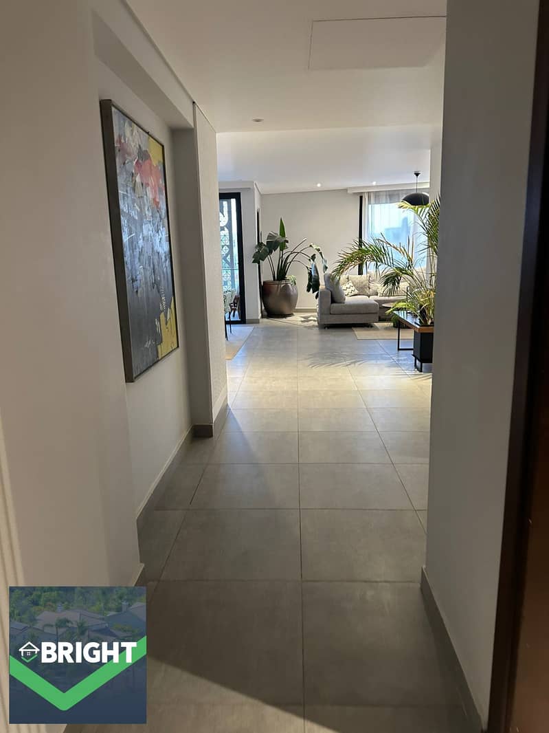 6 b831f6e2-bcaa-4691-8699-cb108179f133. jpg