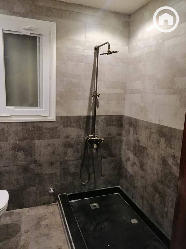 4 WhatsApp Image 2025-10-08 at 1.50. 49 PM. jpeg