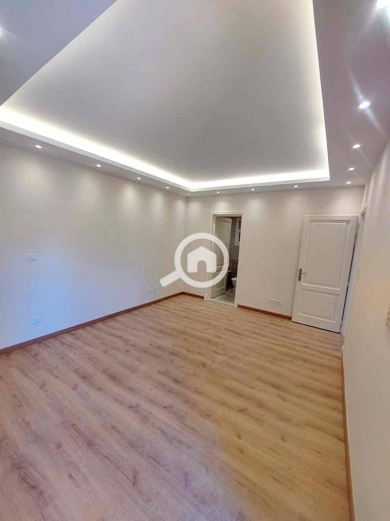 8 49b20919-edf0-40c2-945b-88d9a9df1b94. jpg