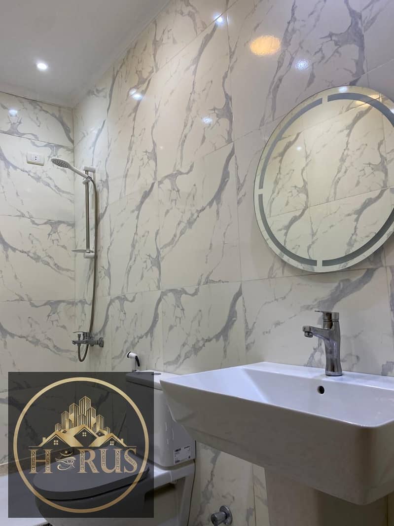 7 54dbc2a2-af6d-4d10-8b0d-3b1750873970. jpg