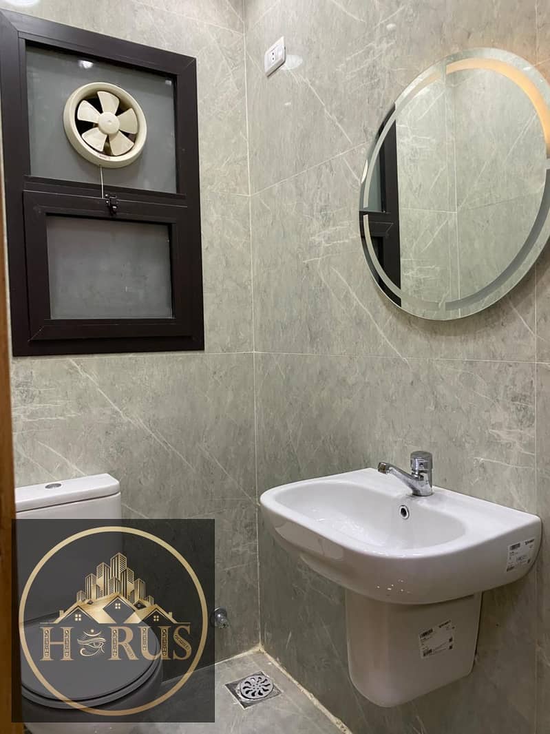 13 e7d00eb9-167e-4fbc-a760-ac216e7501dd. jpg