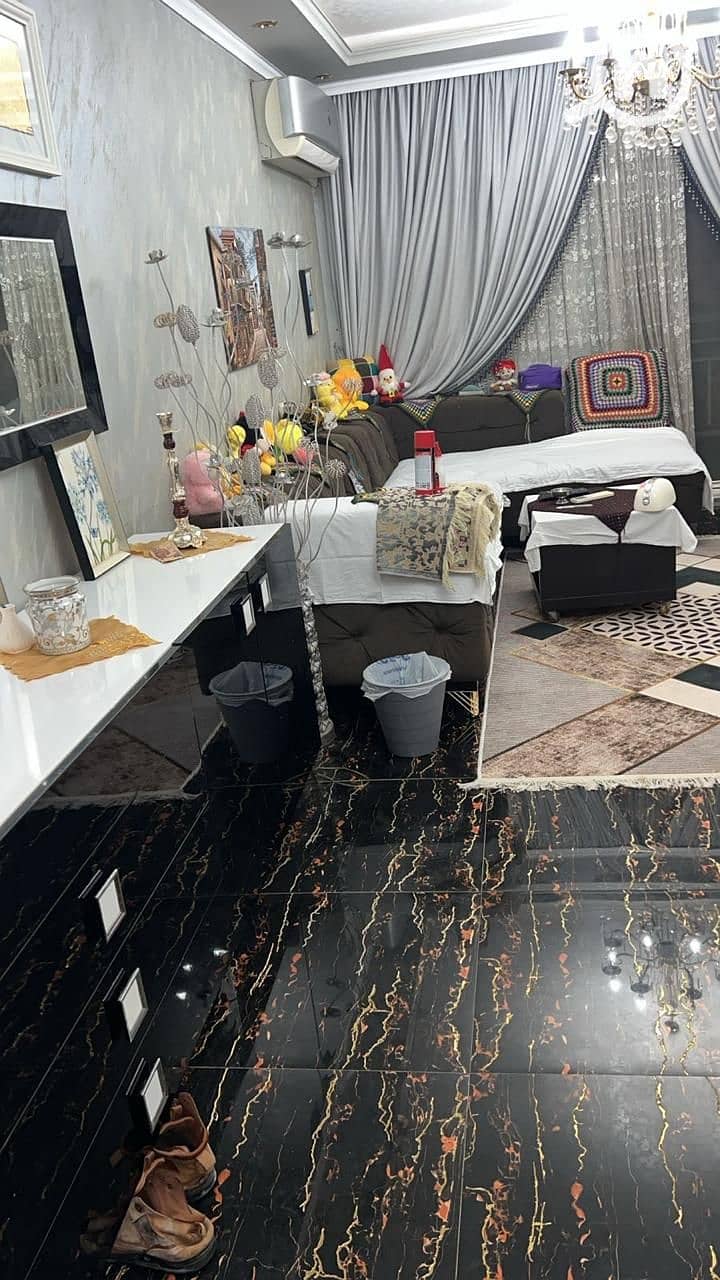 2 WhatsApp Image 2025-11-26 at 12.10. 14 AM (1). jpeg