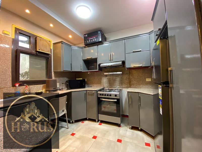 6 4a74efc9-bbfd-43f7-b705-10a862ea539f. jpg